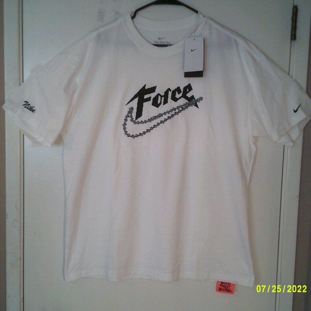 NEW NIKE BASKETBALL "Air Force Swish SS M90 Tee" MEN'S WHITE BLACK T-SHIRT L